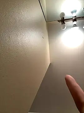 sweetsirenn online show from October 2025 07:24:02 PM