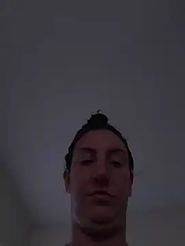 sweetsirenn online show from April 2026 09:56:01 PM