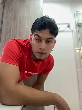 Snapshot of DaviesBrown chatting on September 2025 04:06:02 PM DaviesBrown online show from September 2025 04:06:02 PM