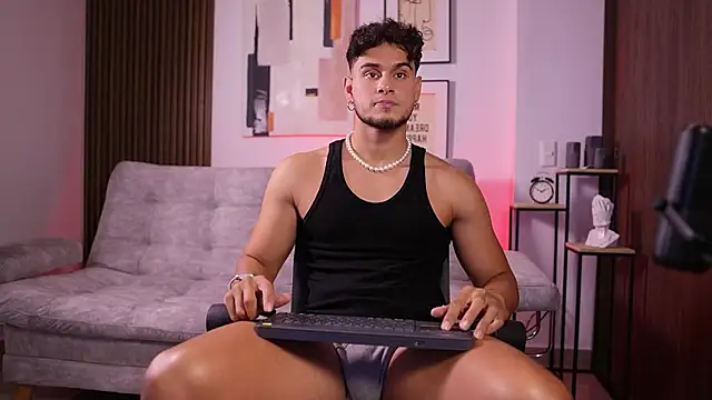 DaviesBrown online show from October 2025 08:16:02 PM