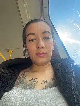 SALOME KORLAND online show from December 2025 06:58:02 PM