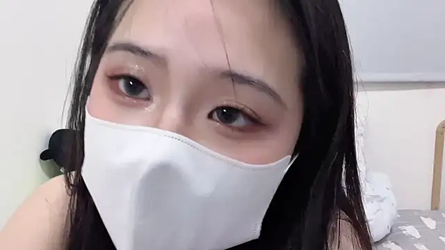 LHeart online show from October 2025 02:35:02 PM