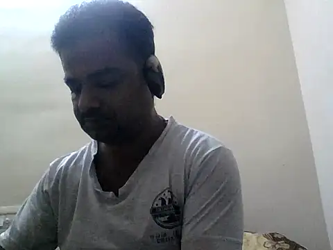 sree4143 online show from September 2025 11:53:02 PM