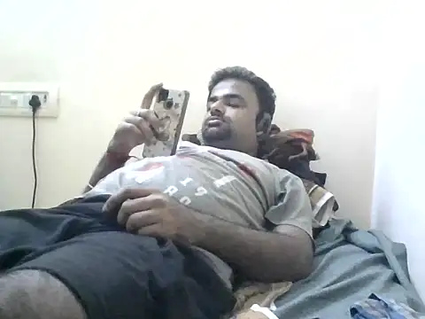 sree4143 online show from October 2025 03:54:01 PM