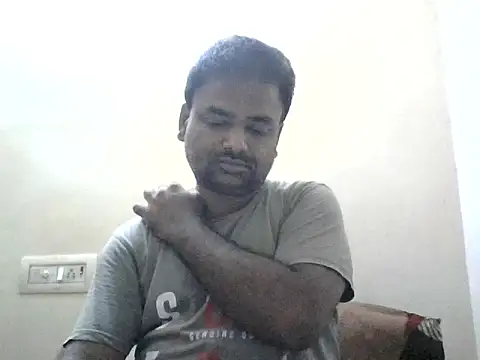 sree4143 online show from October 2025 01:54:01 PM