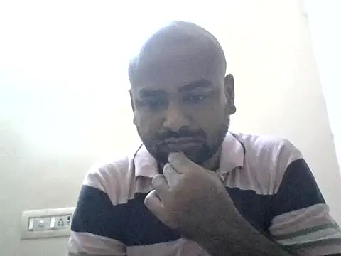 sree4143 online show from October 2025 12:49:01 PM