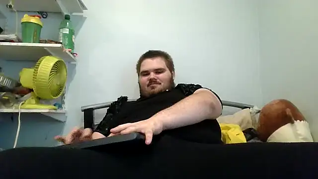 Snapshot of alexthe9t chatting on September 2025 06:52:01 PM alexthe9t online show from September 2025 06:52:01 PM