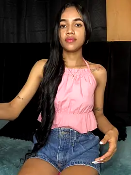 violeta 18x online show from October 2025 01:08:01 PM