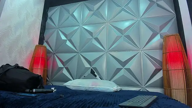 GreciaFox1 online show from September 2025 11:10:01 AM