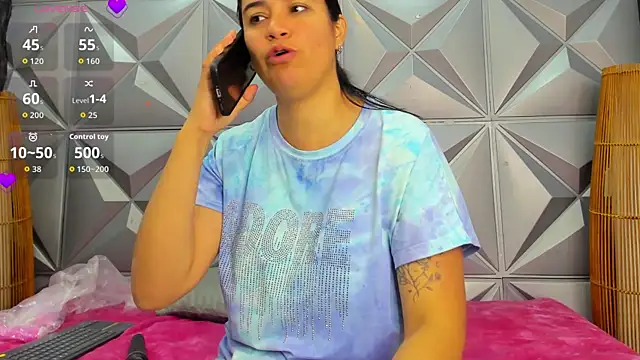 GreciaFox1 online show from November 2025 11:21:02 AM