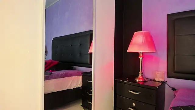 GreciaFox1 online show from March 2026 12:31:02 PM