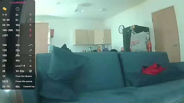 avamaxwell online show from April 2026 10:32:01 AM