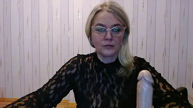 EleanoraDream online show from October 2025 02:39:02 PM