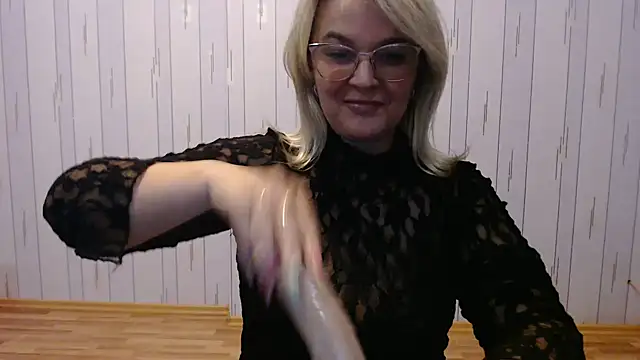 EleanoraDream online show from October 2025 03:13:01 PM