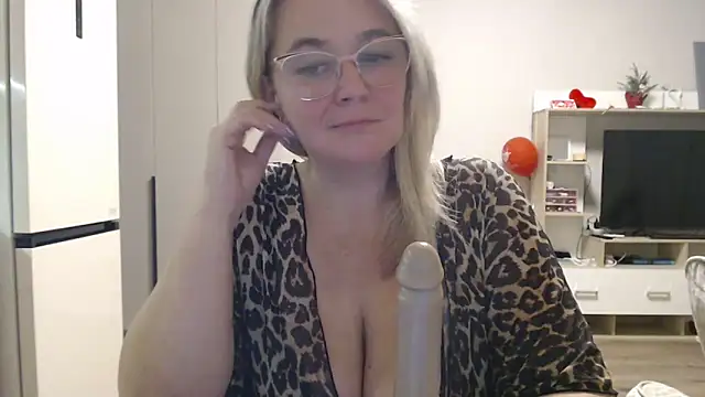 EleanoraDream online show from March 2026 04:51:01 PM