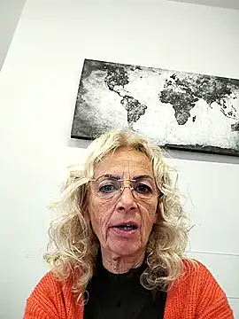 clarabell4 online show from November 2025 08:39:02 AM