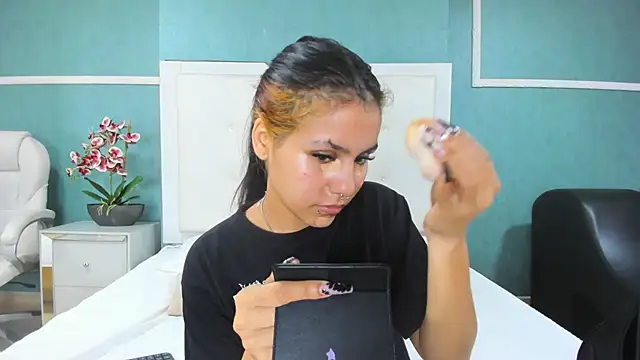 ania gomez online show from January 2026 02:41:01 PM