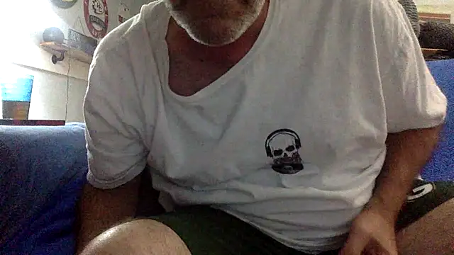 Snapshot of ClayShar2025 chatting on June 2026 02:56:01 AM ClayShar2025 online show from June 2026 02:56:01 AM