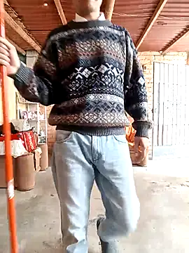 LecheDeSoya666 online show from October 2025 06:49:02 PM