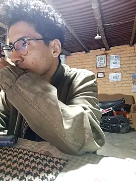 LecheDeSoya666 online show from October 2025 03:37:01 AM