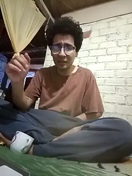 LecheDeSoya666 online show from December 2025 04:51:01 AM