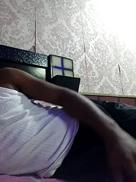 Snapshot of Top_Non_Stop chatting on October 2025 12:21:02 AM Top Non Stop online show from October 2025 12:21:02 AM