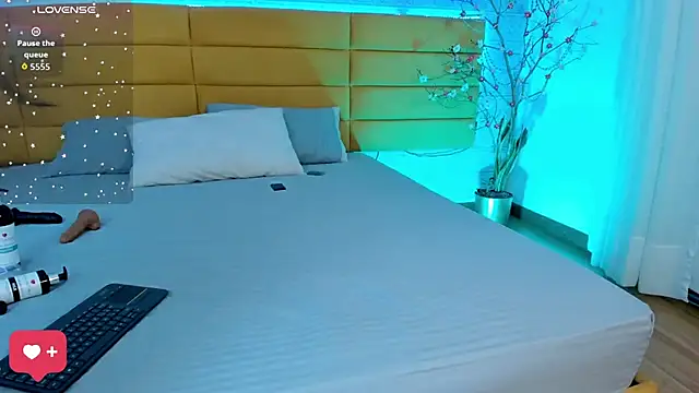 KamileBlake online show from October 2025 05:49:02 AM