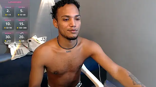 Snapshot of mateonick40 chatting on April 2026 05:43:01 PM mateonick40 online show from April 2026 05:43:01 PM