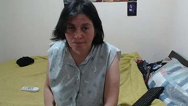 jade noah  online show from February 2026 02:45:01 PM