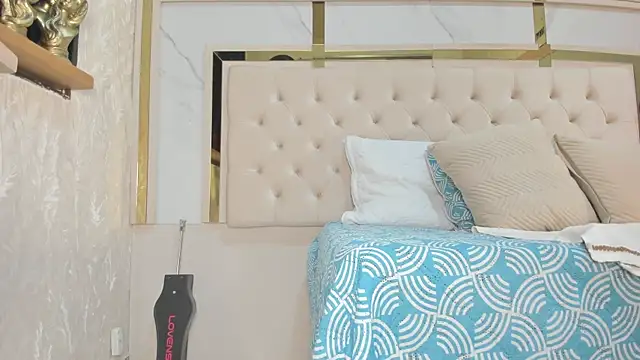 megan rous  online show from September 2025 03:08:02 AM