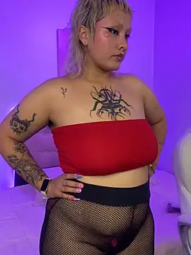 Snapshot of pink_maddy chatting on September 2025 04:17:02 AM pink maddy online show from September 2025 04:17:02 AM