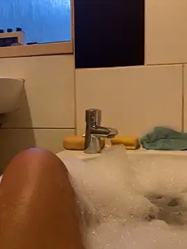 mke1874 online show from November 2025 03:45:02 PM