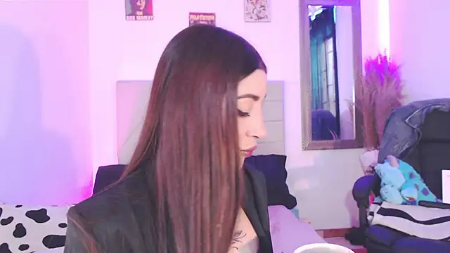 Snapshot of Anna_belly chatting on January 2026 01:13:02 PM Anna belly online show from January 2026 01:13:02 PM