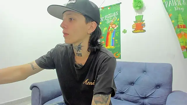 StraightBoy Nick online show from March 2026 03:33:02 AM