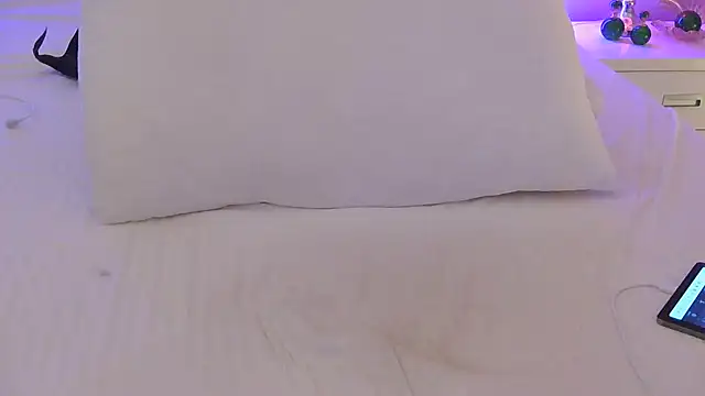 mirasu34 online show from December 2025 06:03:02 PM