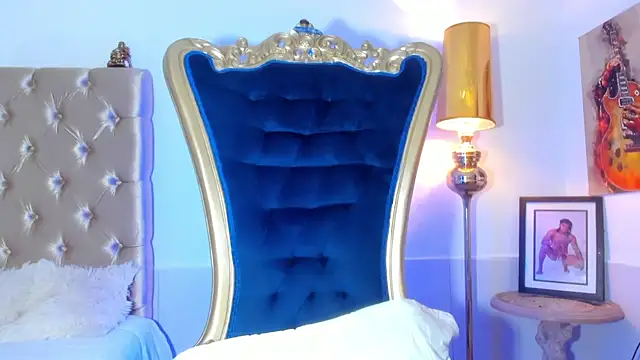 antonio  444 online show from September 2025 08:59:02 AM