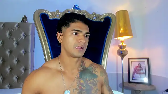 antonio  444 online show from October 2025 10:21:01 AM