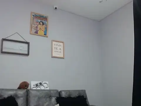 Xfire boy69 online show from November 2025 03:45:02 PM