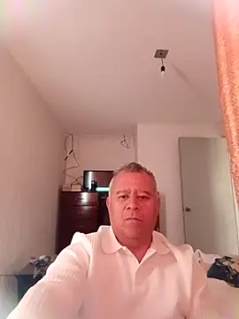 Snapshot of cuntico chatting on November 2025 06:21:02 PM cuntico online show from November 2025 06:21:02 PM