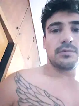 bigandstrong2217 online show from February 2026 11:30:02 PM