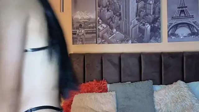 Blue Sixx online show from November 2025 10:01:02 PM