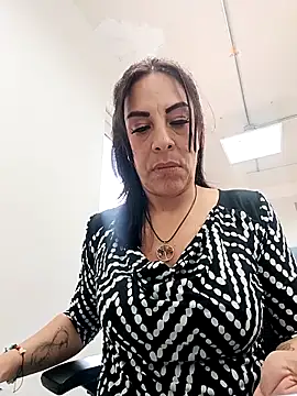  Kamy Hot online show from March 2026 03:07:02 PM