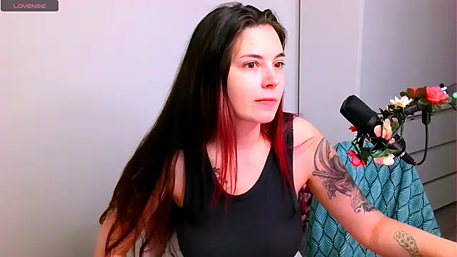 peachyness online show from November 2025 03:25:01 PM