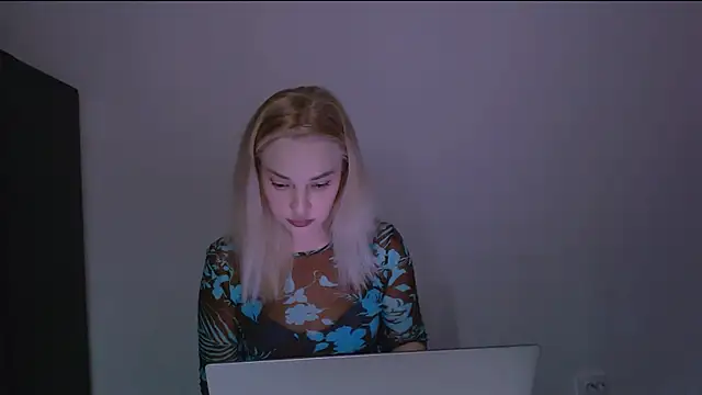 Lia noo regrets online show from February 2026 06:12:01 PM