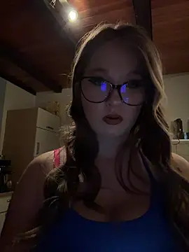 SweetTeenGirl online show from December 2025 03:07:02 PM