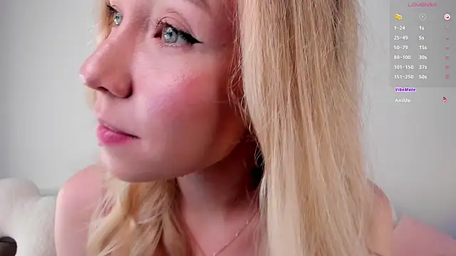 Snapshot of DanaCandy chatting on July 2026 11:42:01 PM DanaCandy online show from July 2026 11:42:01 PM