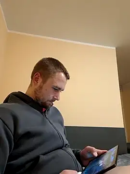 Vladyslav30 online show from March 2026 03:12:02 AM