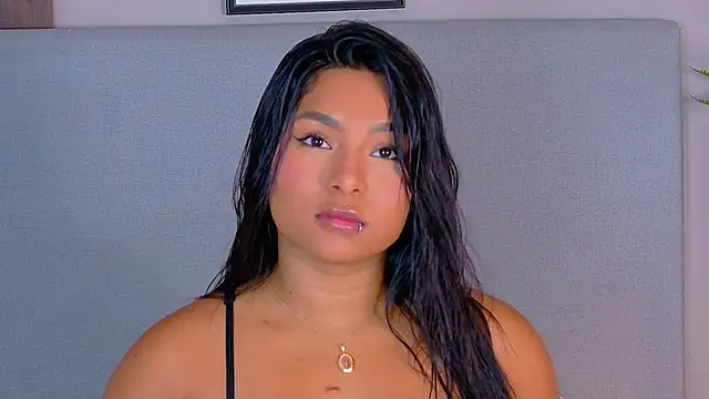 Snapshot of LanaRozz chatting on May 2026 07:42:02 PM LanaRozz online show from May 2026 07:42:02 PM