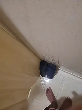 catluvr999 online show from February 2026 07:07:01 PM