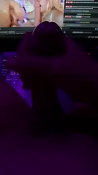 AndyRico18 online show from December 2025 03:42:01 PM